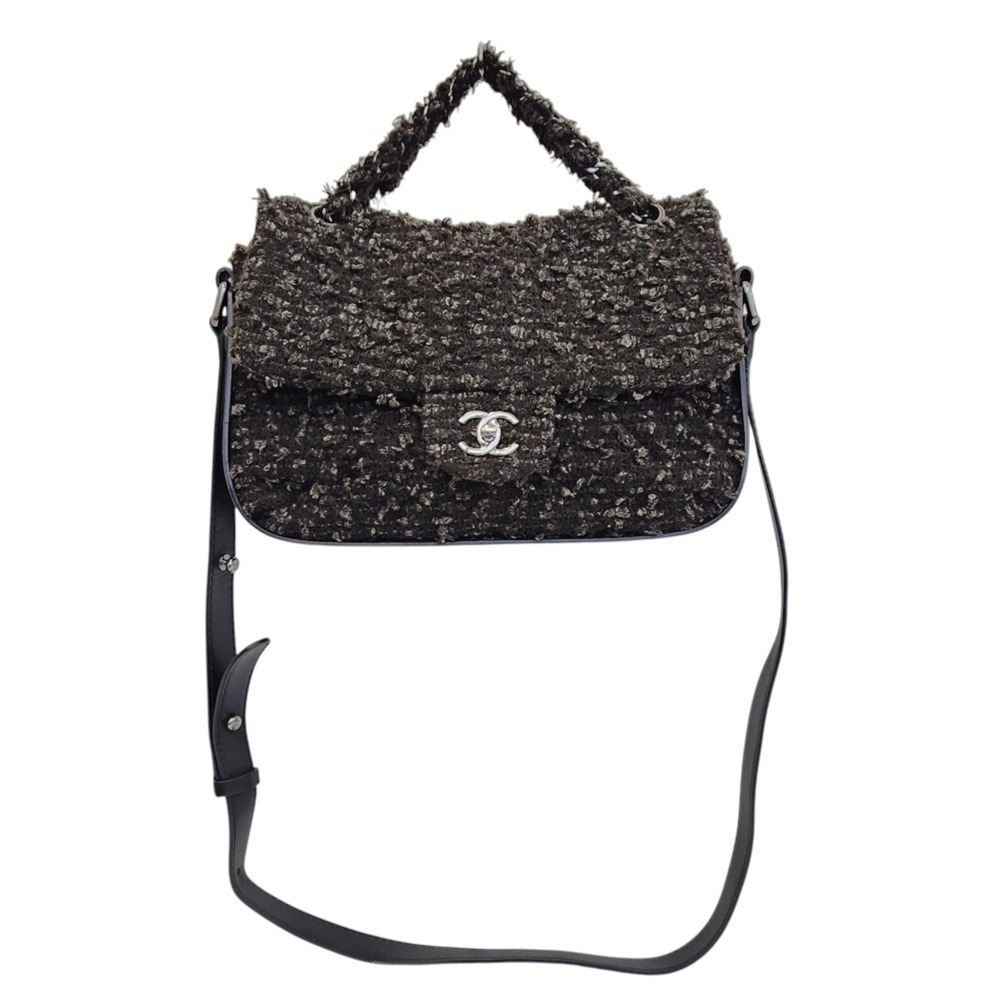 CHANEL Bag - Picture 8 of 16